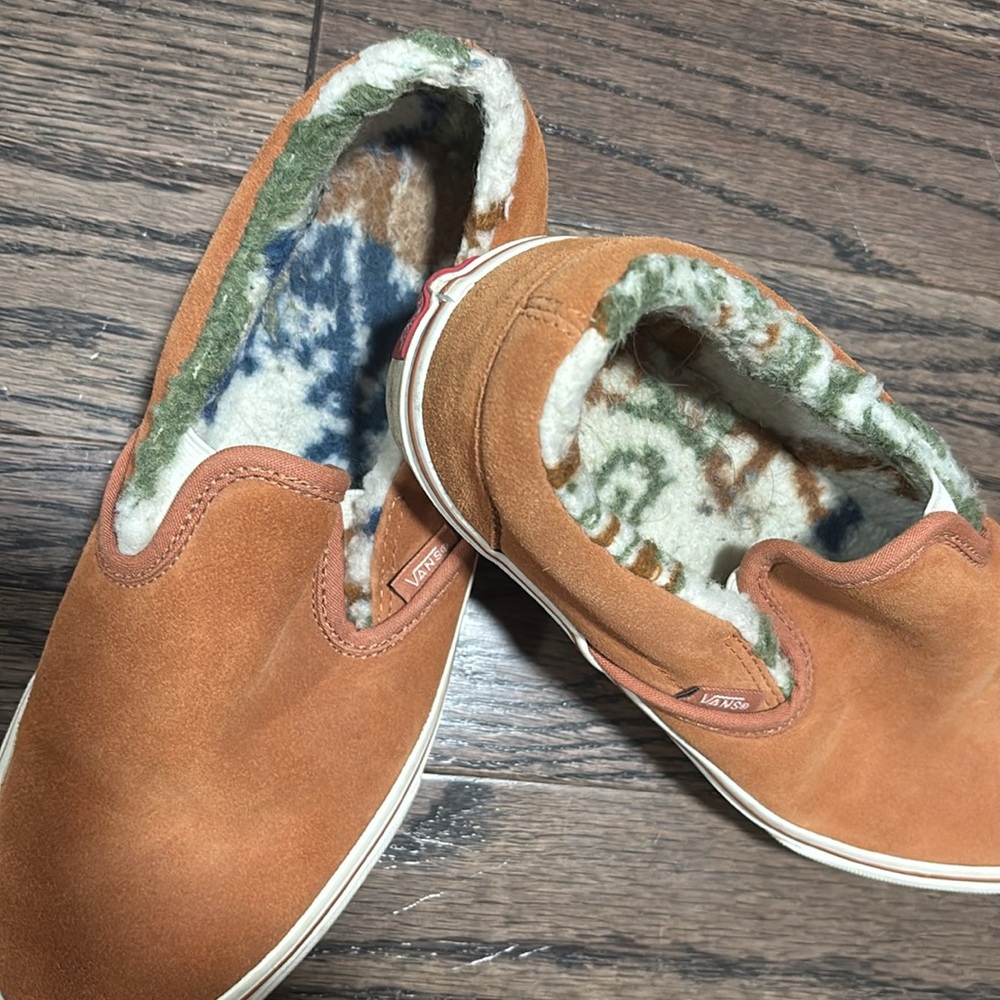 Women’s Vans Off the Wall Slip-Ons. Size 9 - Picture 4 of 4
